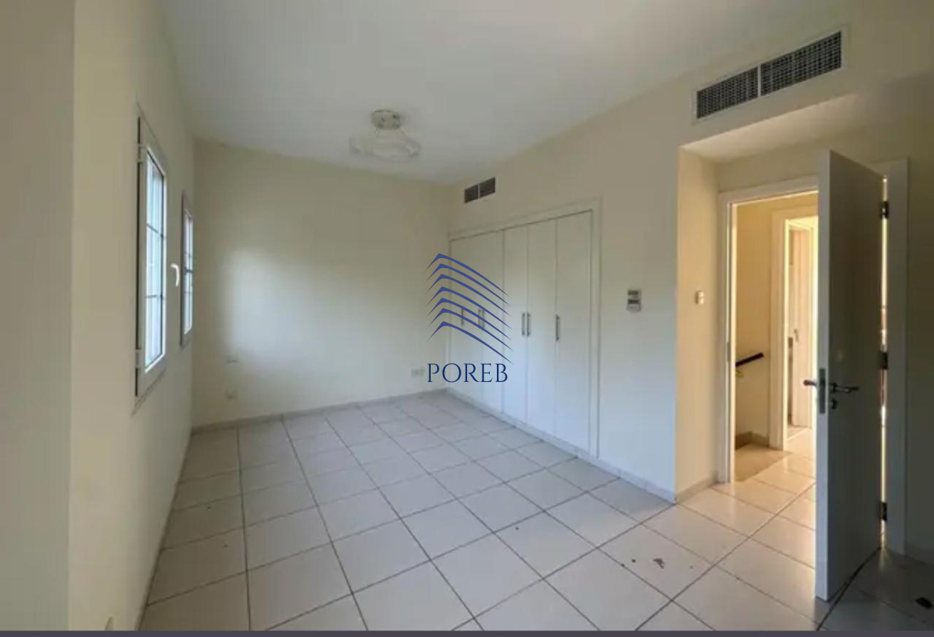 Luxury Community Living | Townhouse | Single Row
