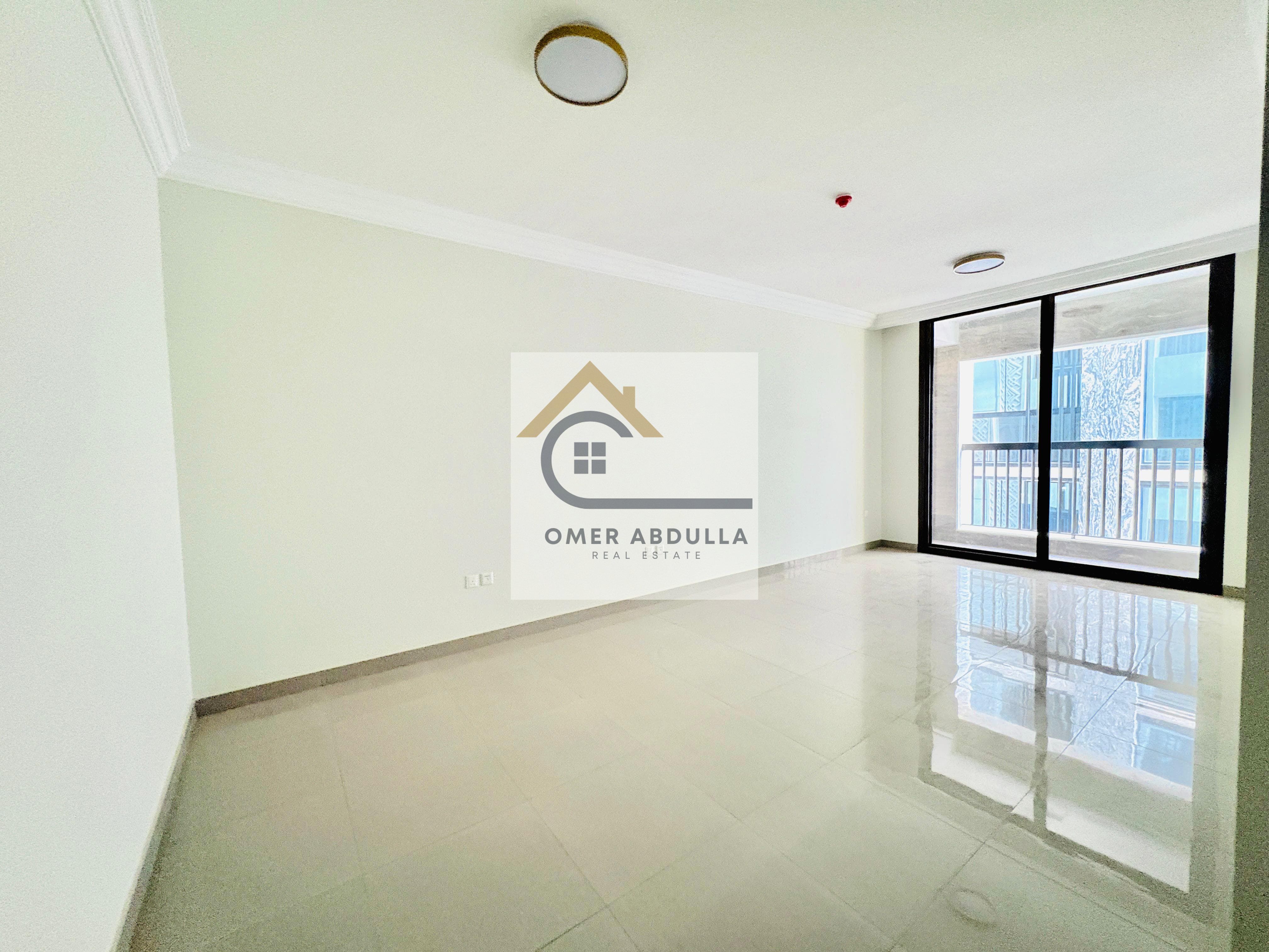 Brand new 1bhk Apartment!! Wardrobes and covered parking !! 30 Days Free