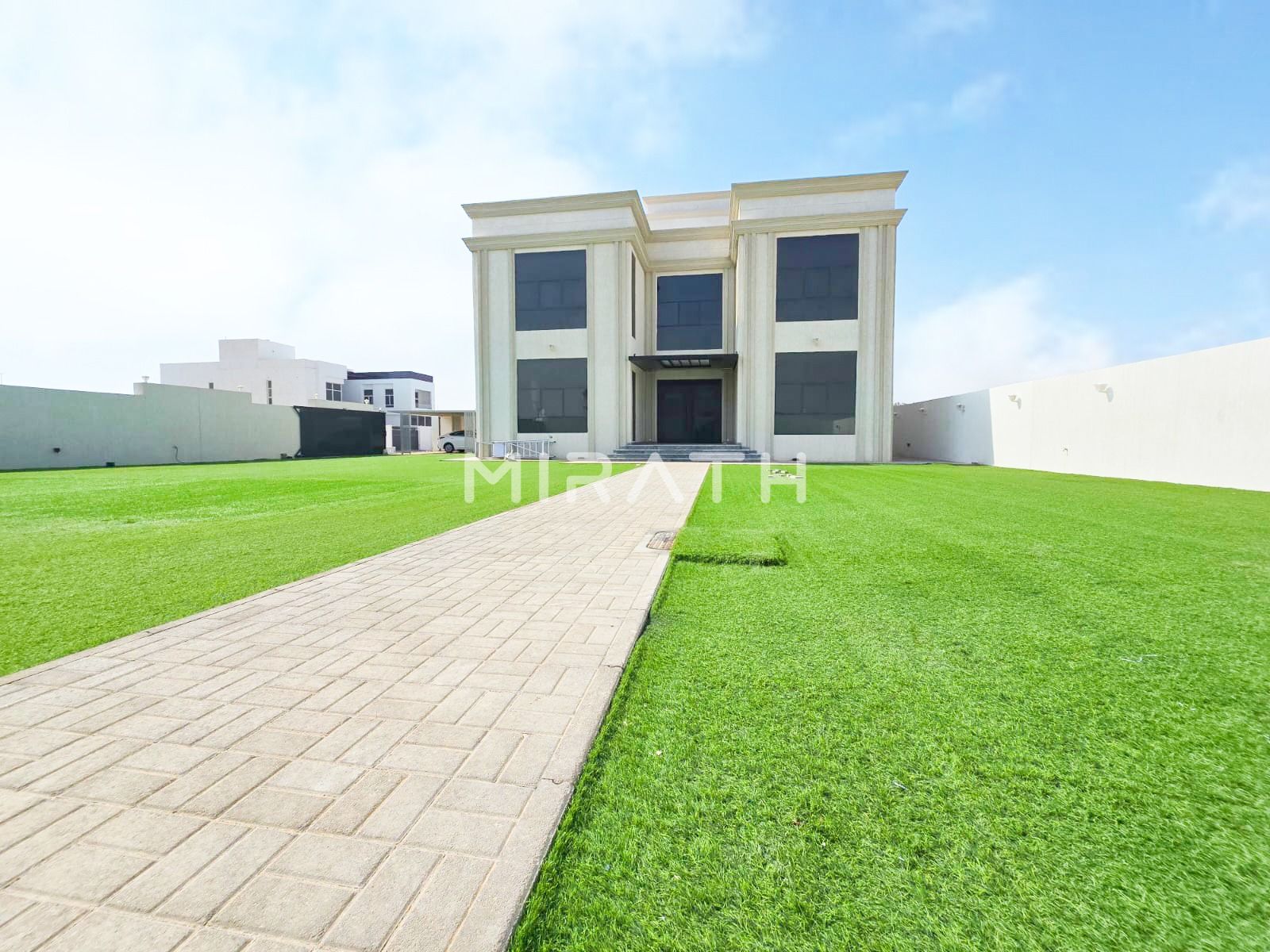 4BR INDEPENDENT VILLA | ELEGANT | SPACIOUS LAYOUT