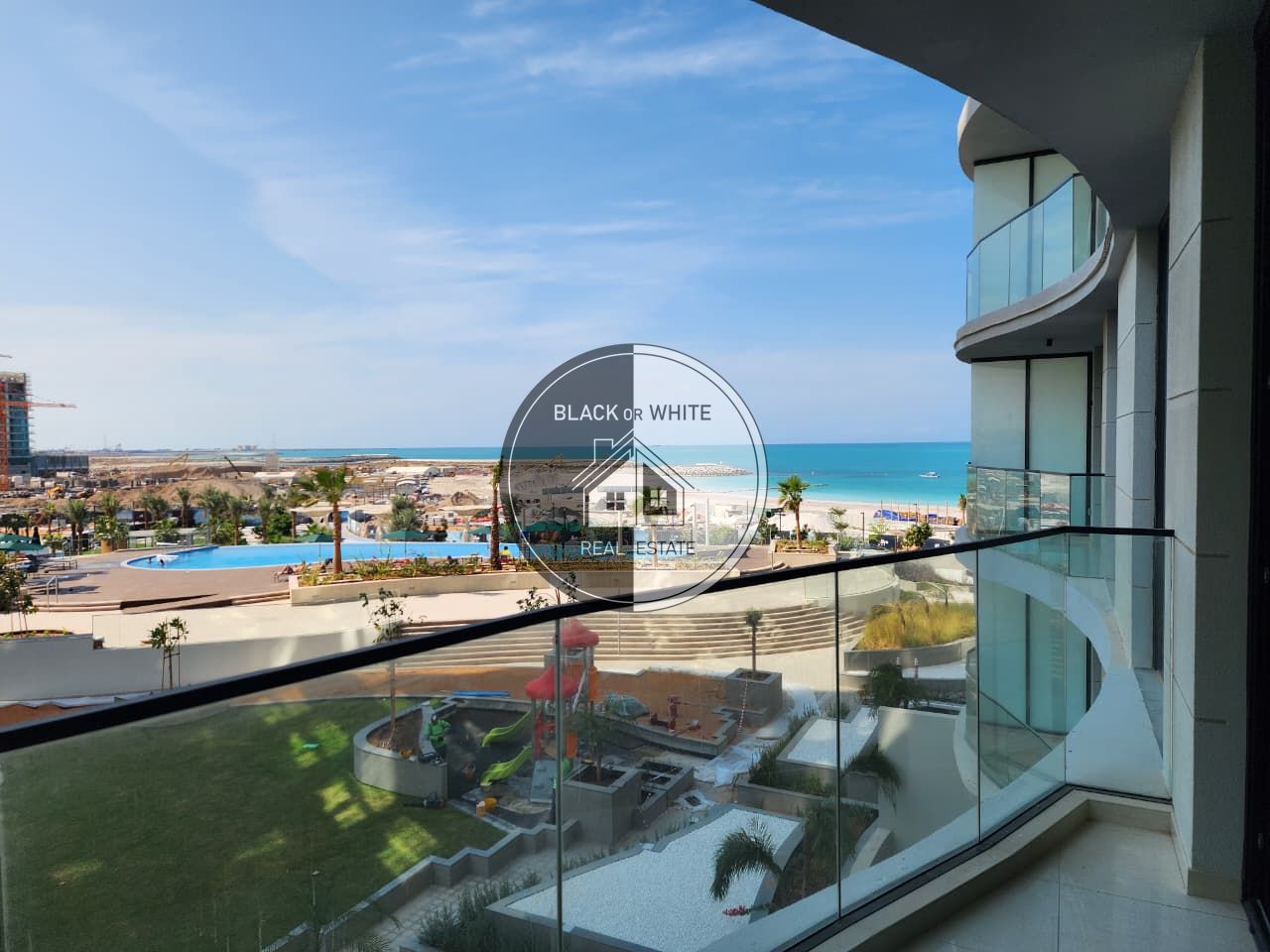 Fully Furnished 1BHK | Sea View | Central 1