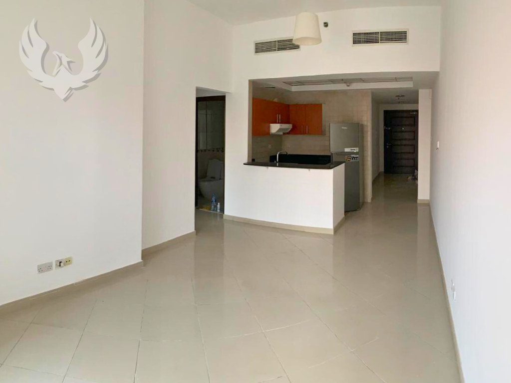 Chiller Free | Unfurnished | Meadows View