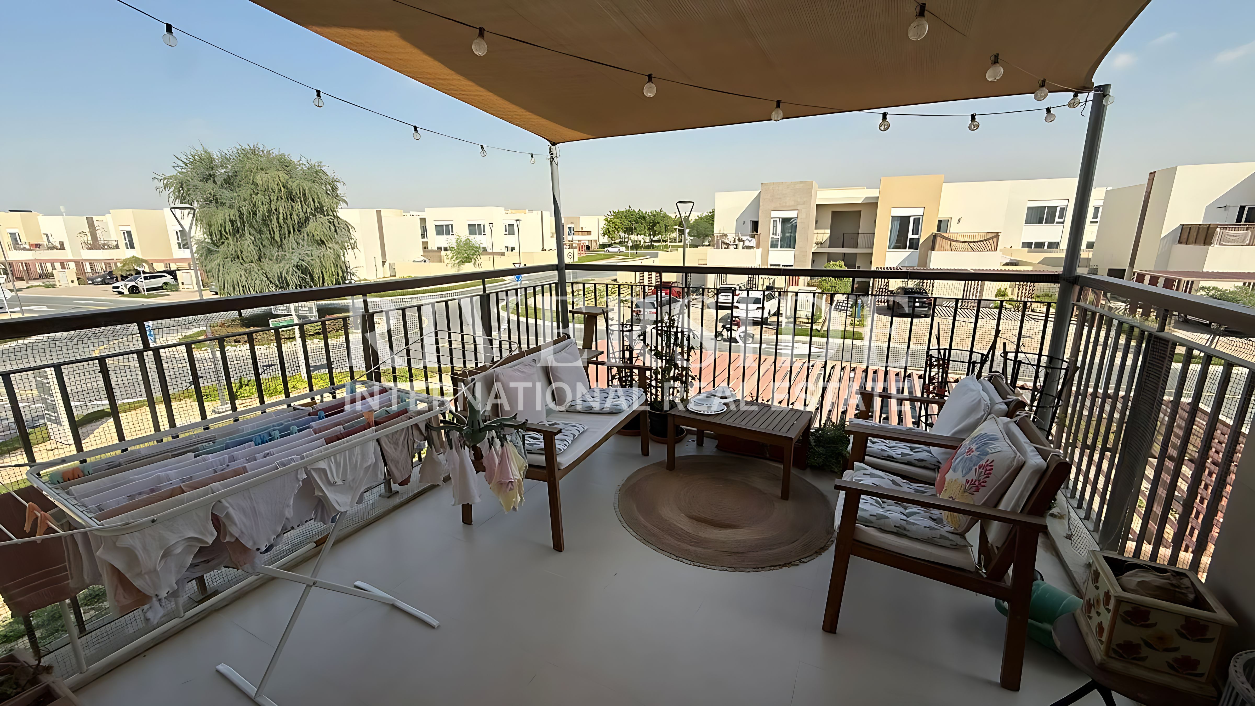 Fully Furnished | Vacant on transfer | Single Row