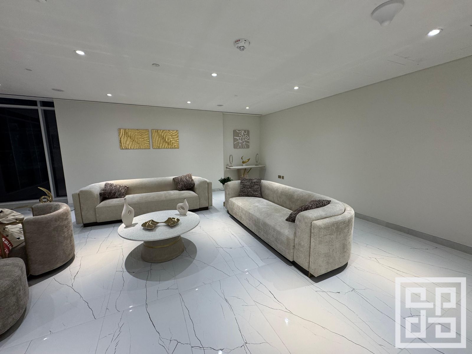 Charming Studio | Multiple Cheques | Move-in Now
