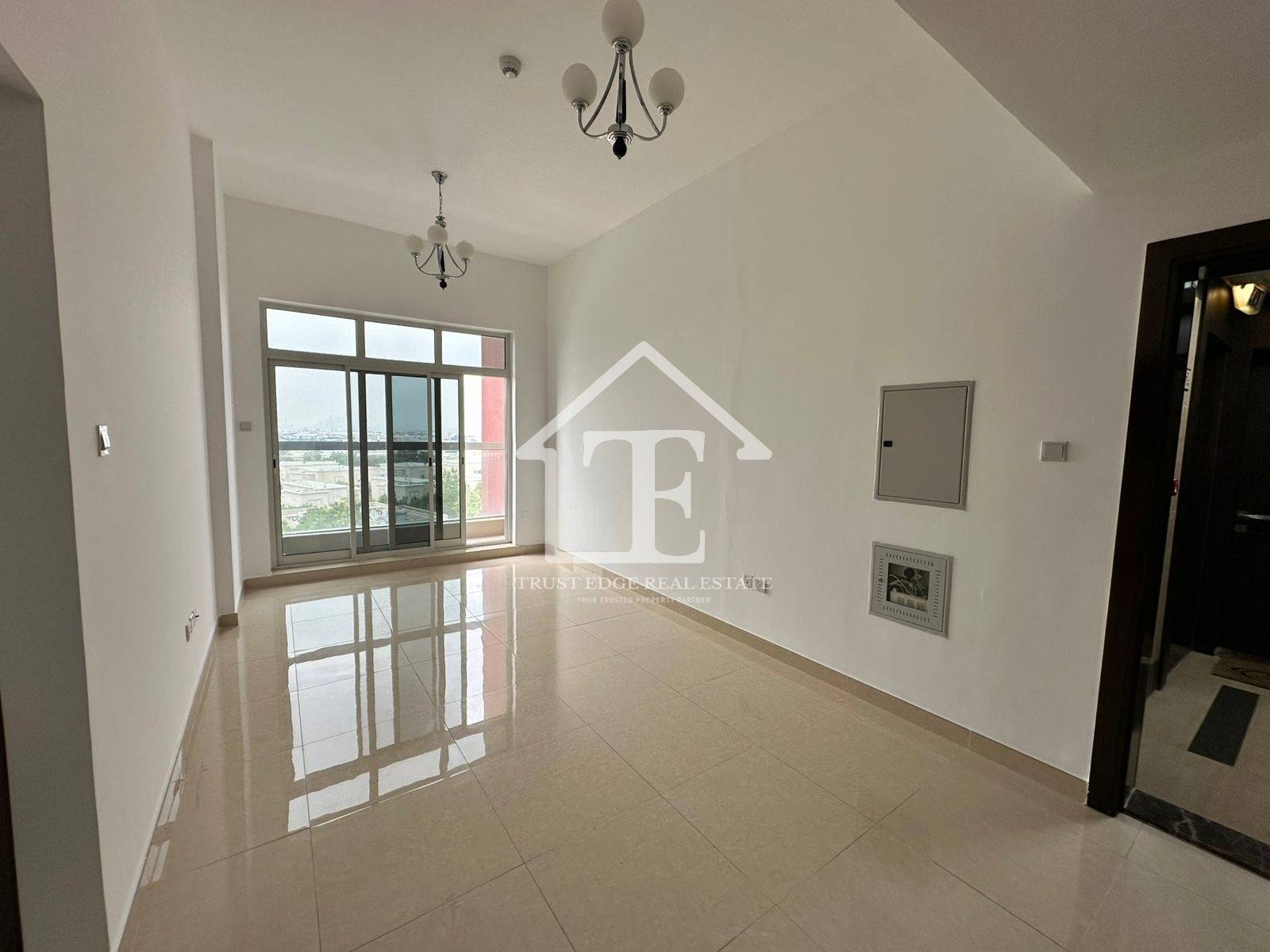 Prime location | Community View | Ready to move