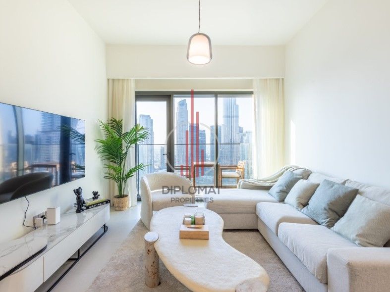 Vacant | Full Burj Khalifa and Dancing Foutain View | Spacious Balcony | High floor