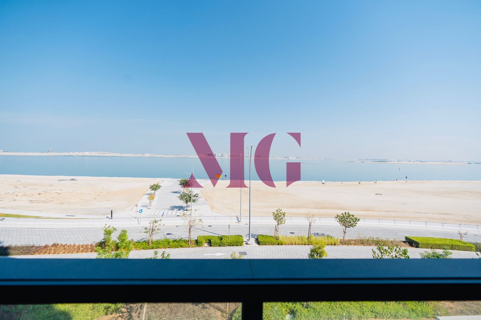 Prime Location | Big Layout | Furnished I Sea View