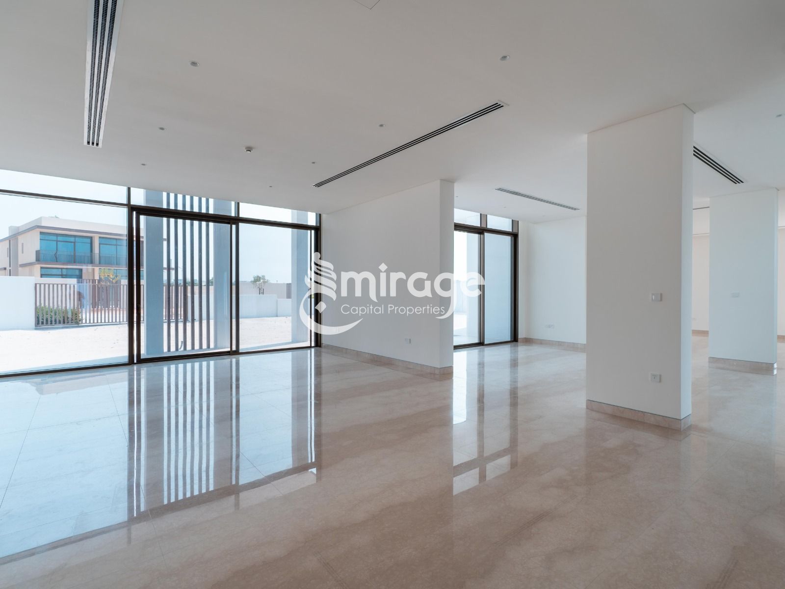 Huge Plot | Luxury 5BR Villa | Prime Location