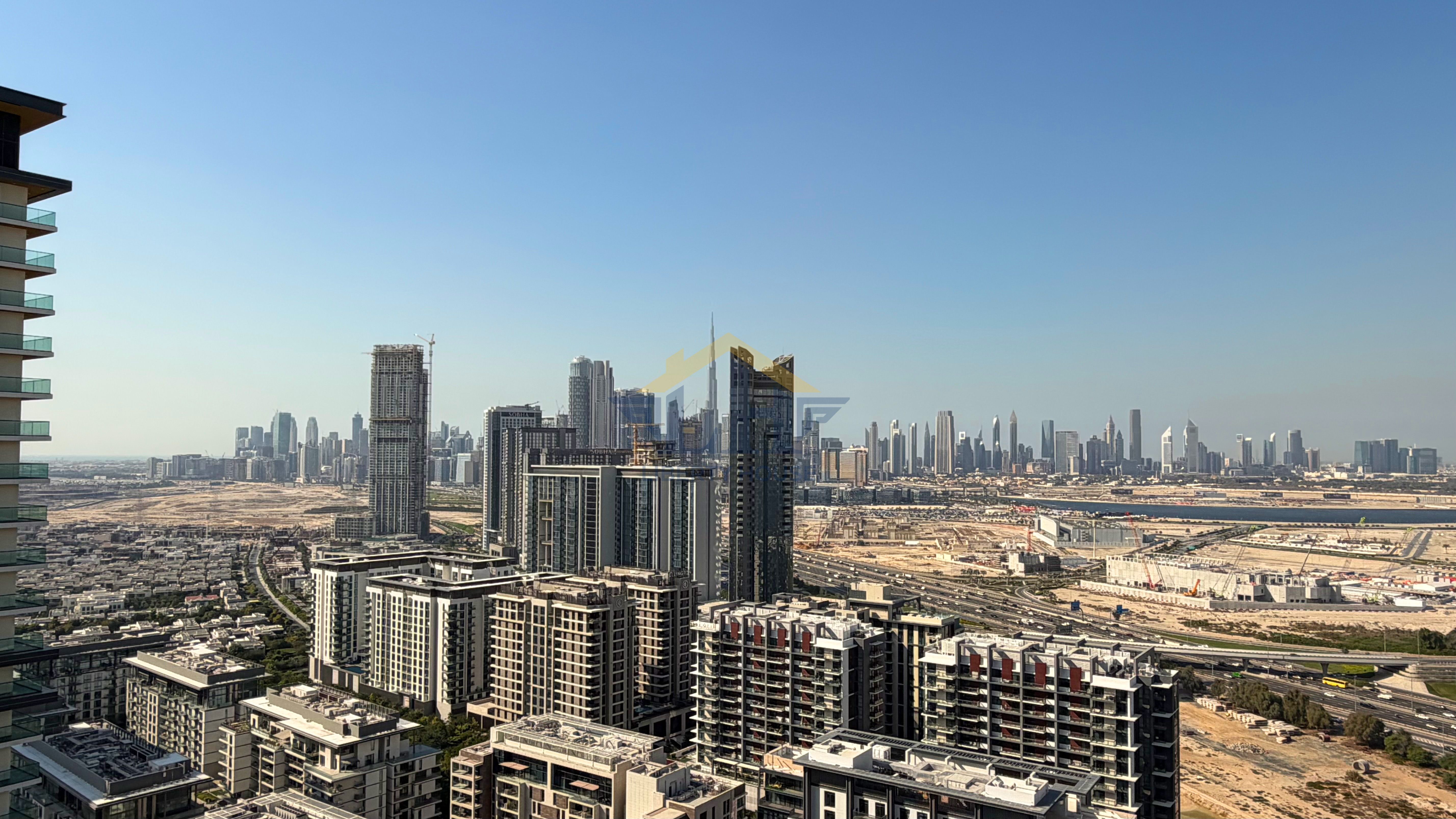 Vacant | High Floor | Downtown Skyline View