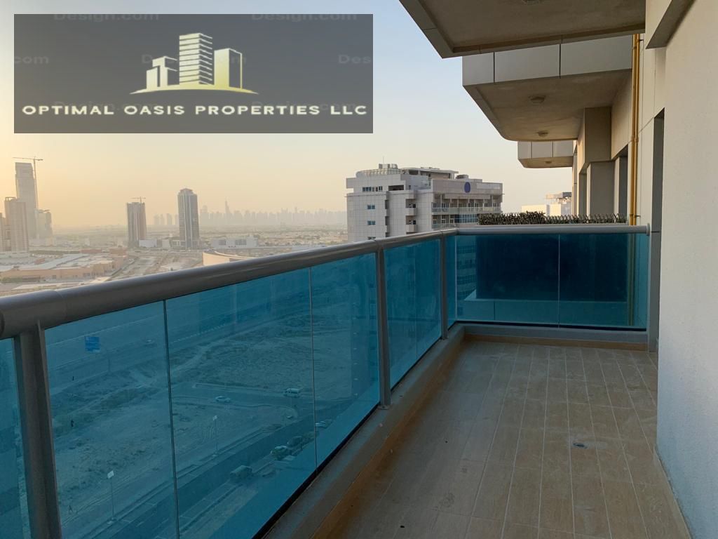UPGRADED | UNFURNISHED STUDIO | IDEAL LOCATION