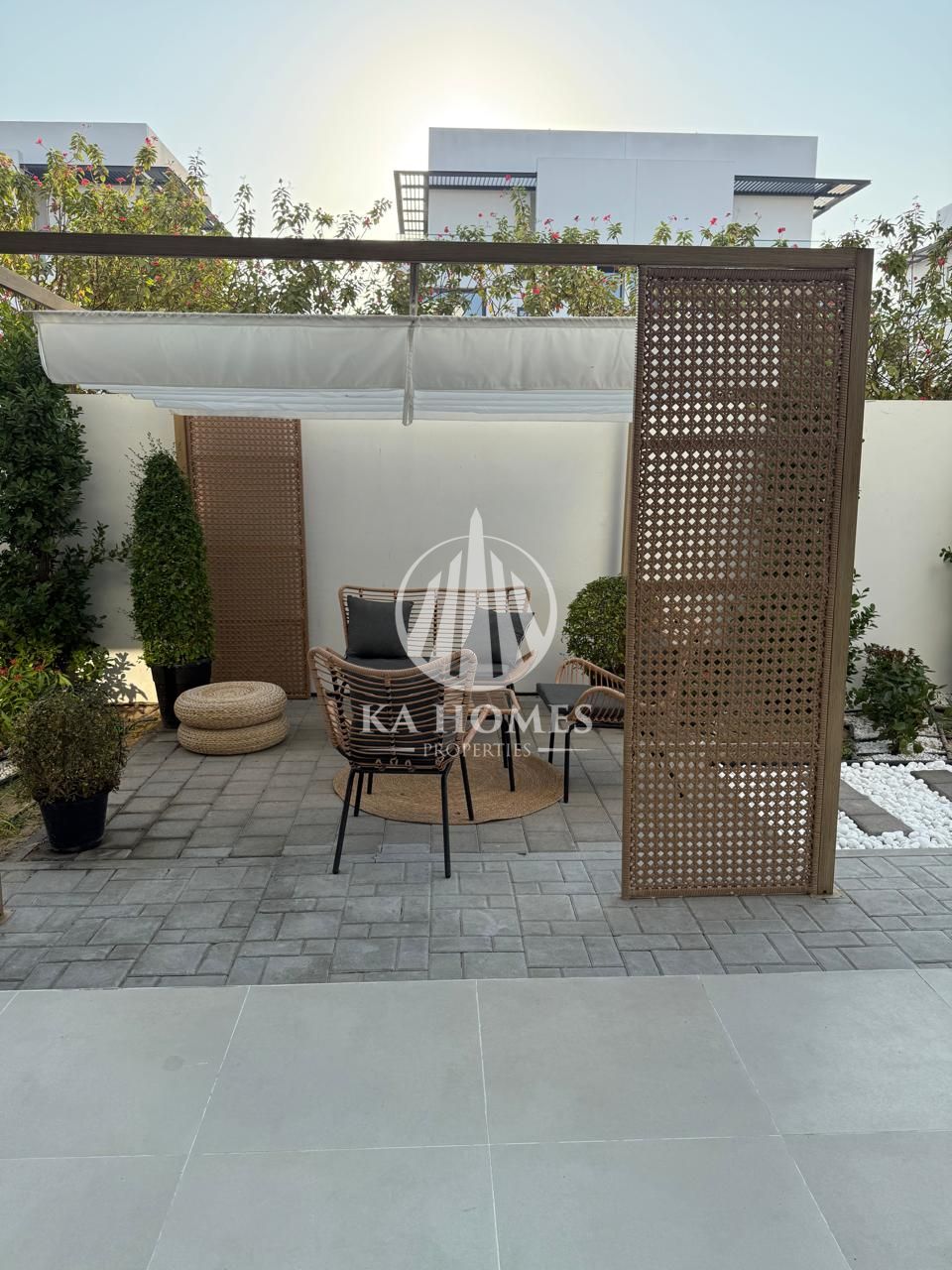 Seafront villa - ready - best investment - installments - 4% discount