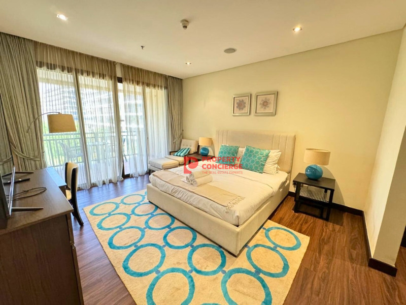 Sea view | Corner Unit I Fully Furnished I Luxury