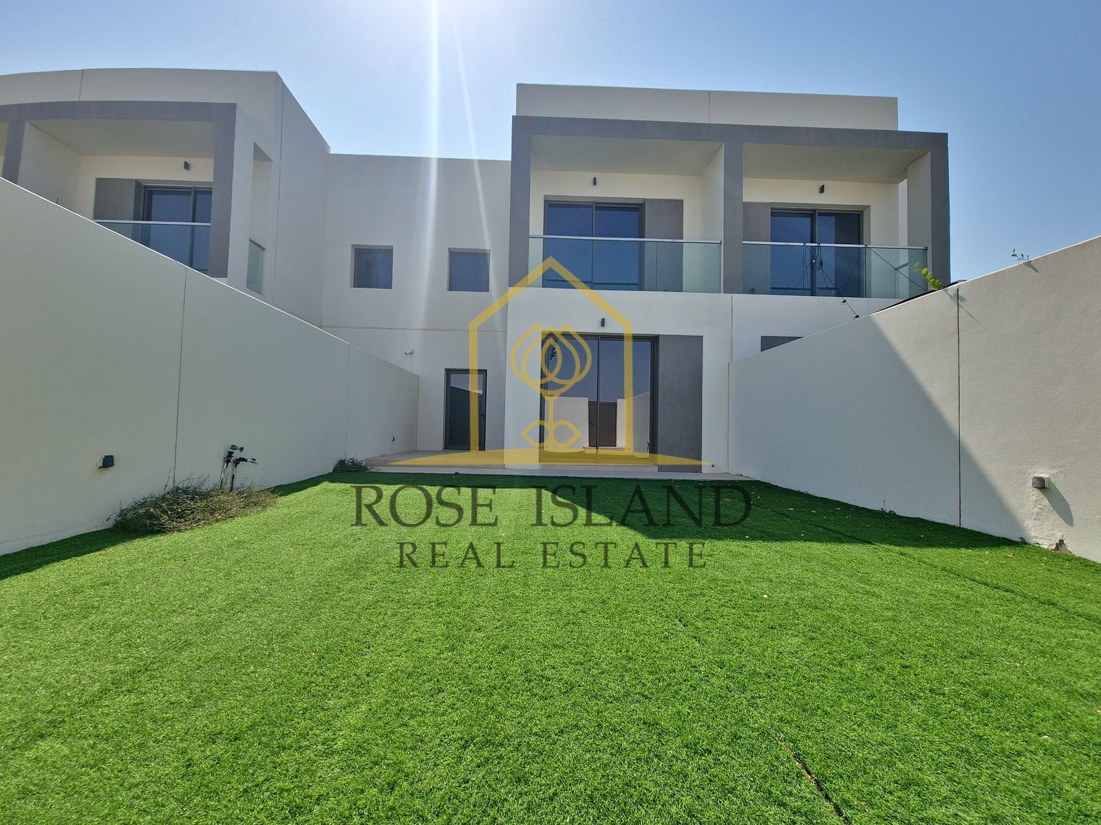 Hot Deal| Single Row| Best Facilities|Invest Now