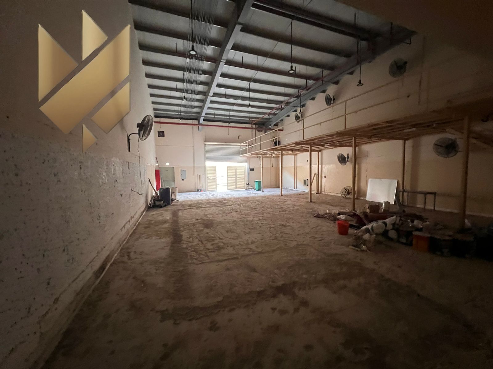 Prime Warehouse for Rent | Mezzanine – Industrial Area 13