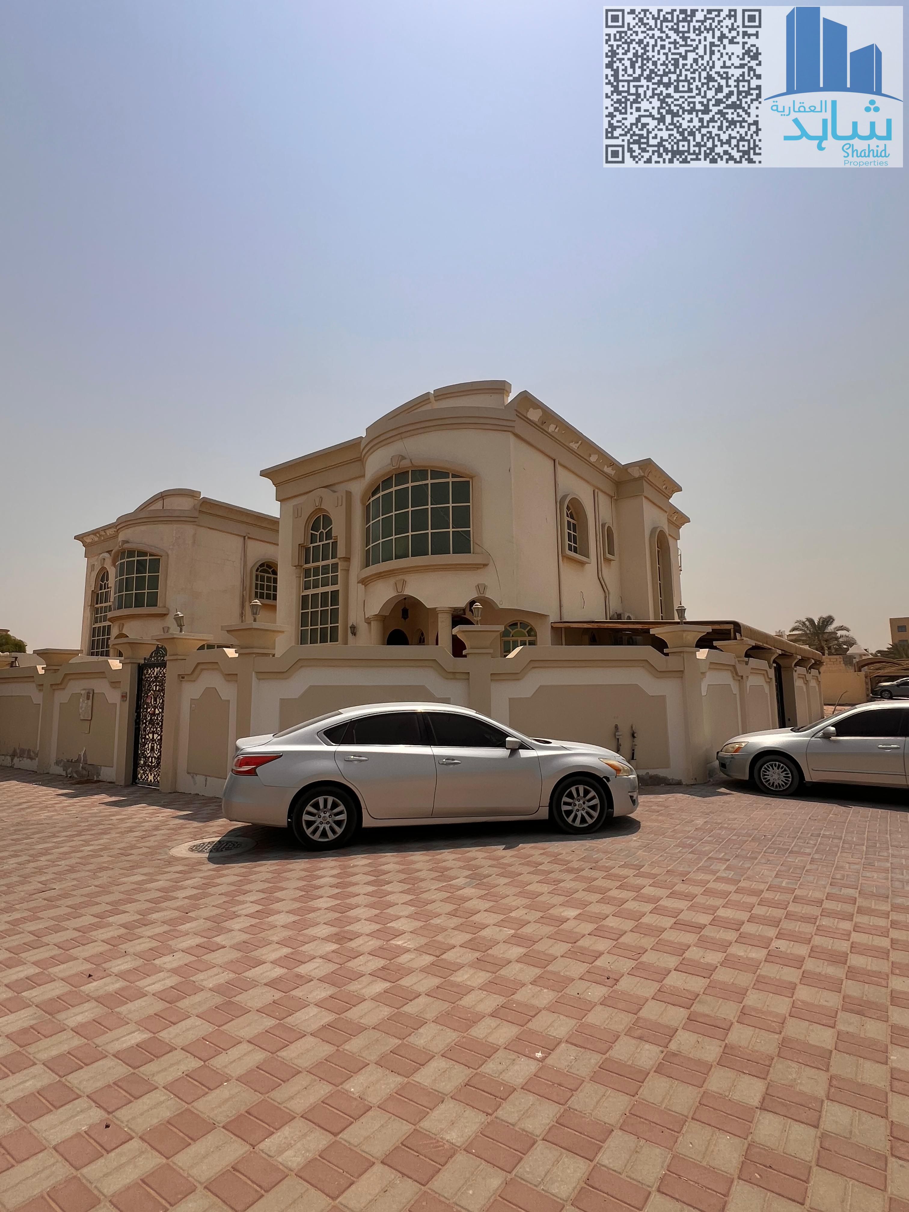 Spacious Corner Family Villa | 5 Bedrooms | Private Yard | Al Rawdha 3