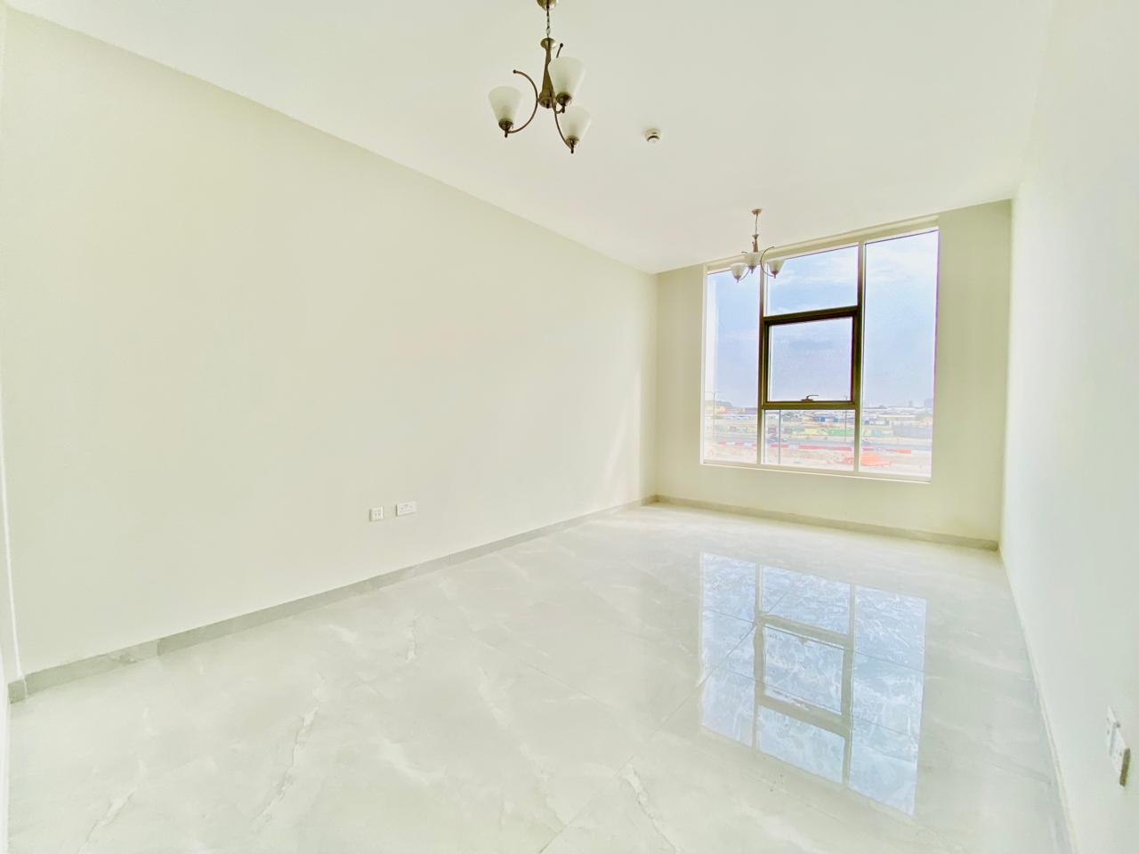 Lxury and Like Brand new building in Al jada out sid 1bhk 2 washroom with master room balcony