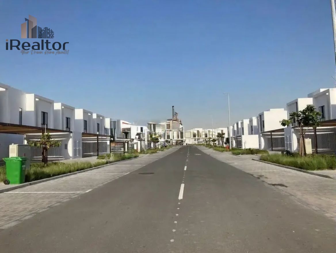 3+Maids Room Single Row | Prime Location | Hot Deal