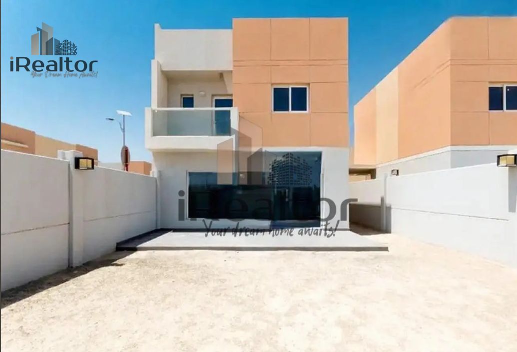 Single Row Corner 3 Bed with Maids Room