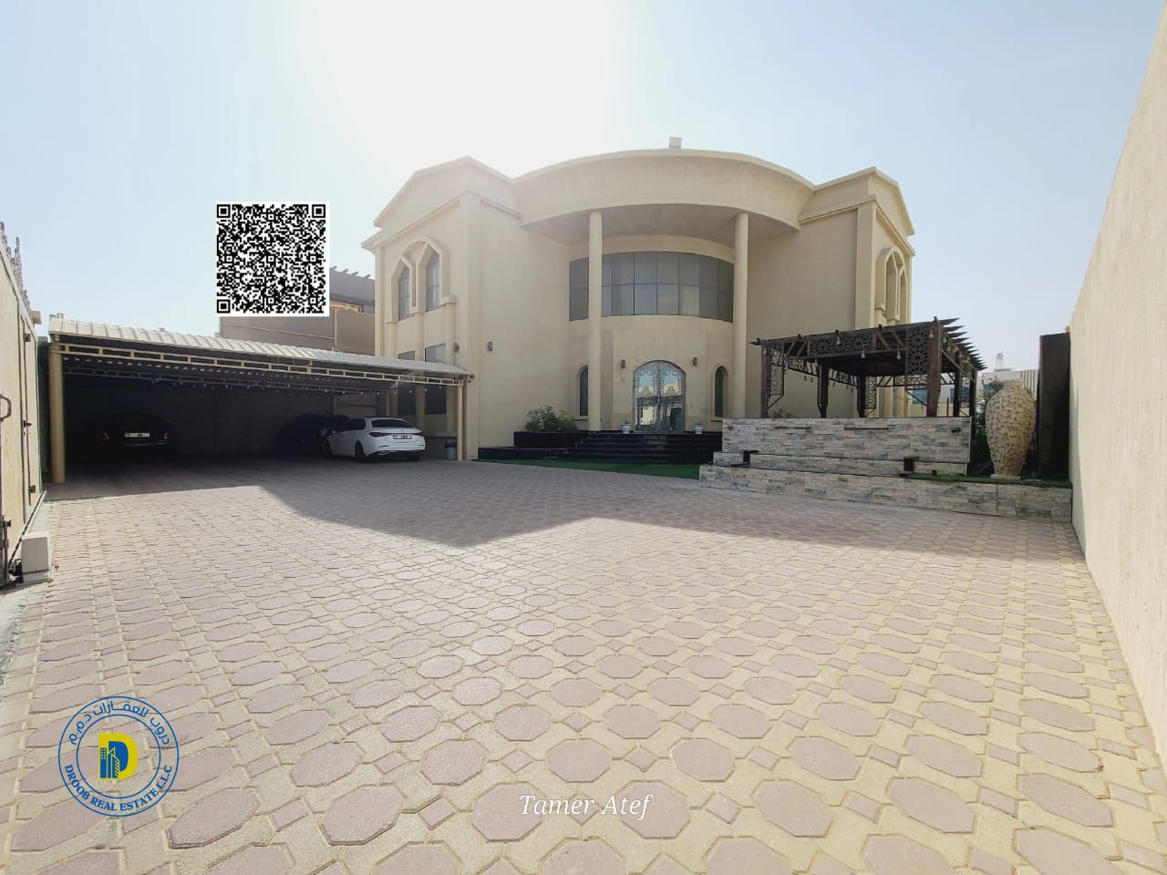 For those who appreciate luxury, enjoy a spacious 5-bedroom villa in Al Yasmin, including electricity, water, and AC. Freehold, bank financing .