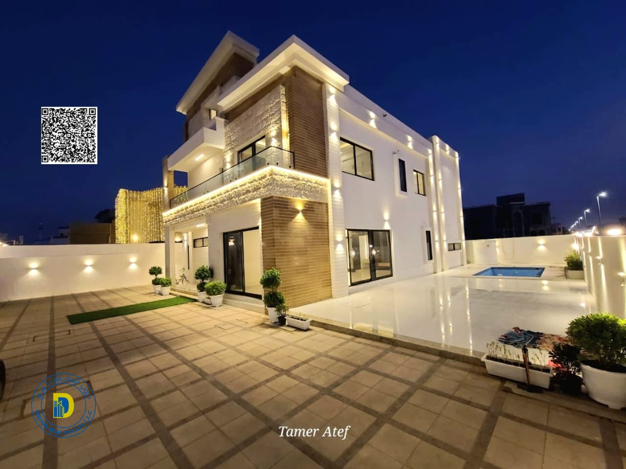 For those who appreciate luxury, corner villa with 8 bedrooms, pool, and a roof,Al Yasmeen area of Ajman. Freehold . Bank financing.