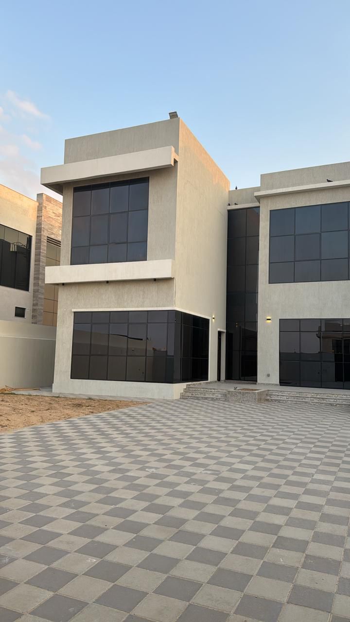 Elegant 5-Bedroom Villa in Al Awir First with Large Outdoor Space