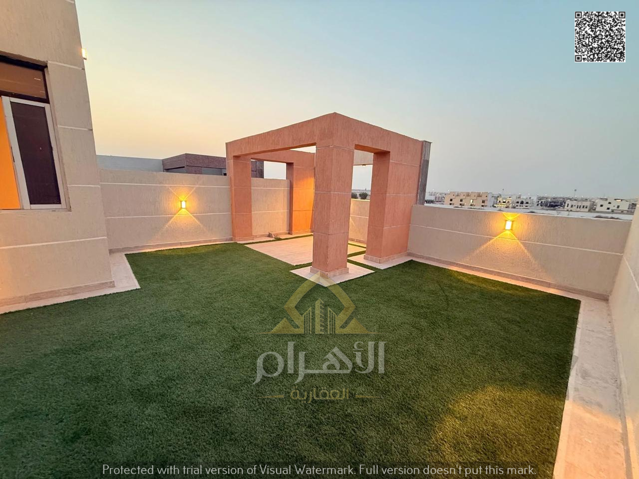 Own a luxury villa with no down payment, directly opposite a mosque, close to all amenities. Price (including registration and ownership fees) is nego