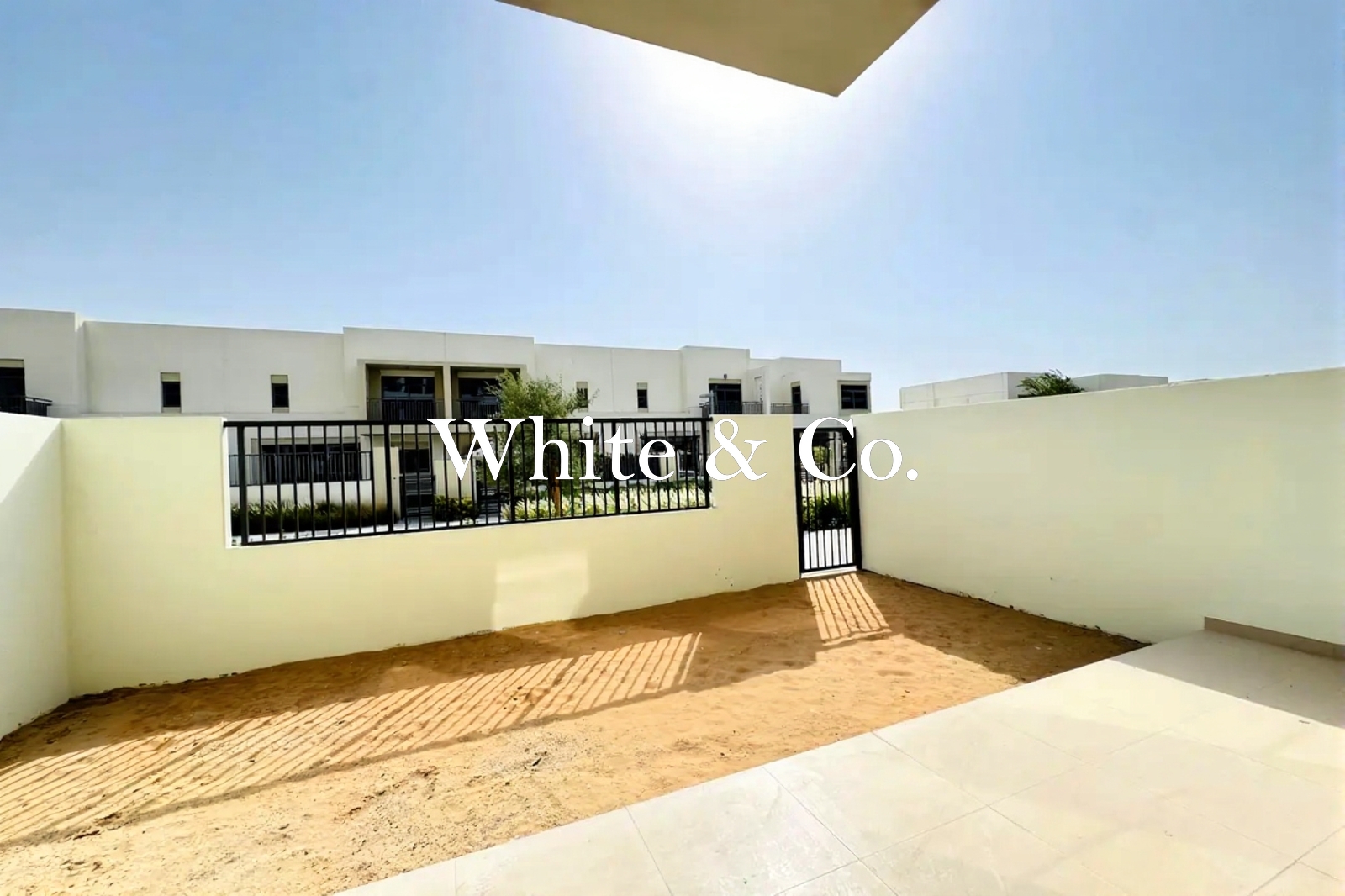 Duplex | Holland Gardens | Corner unit