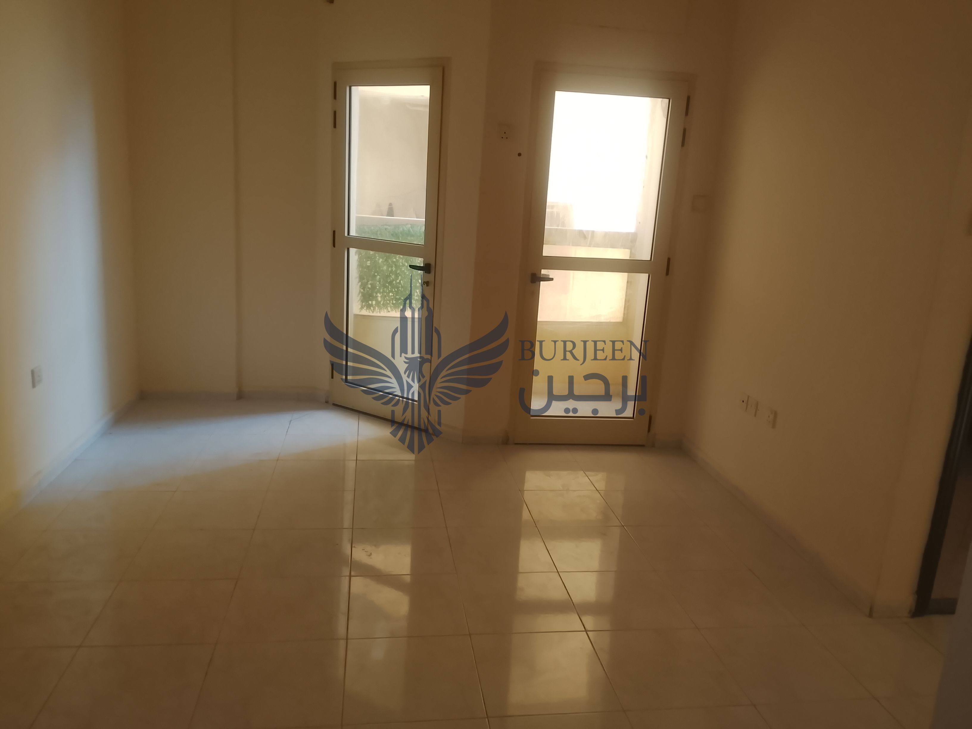 1bhk, 2 toilet, elevator 2,