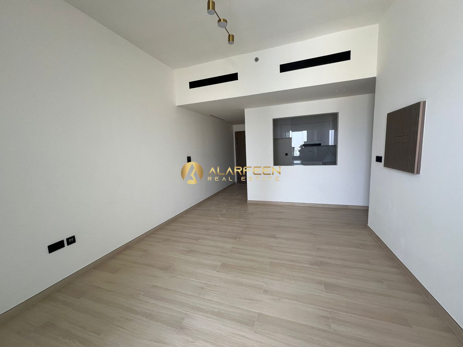 Spacious 2Br | Prime Location | Ready To Move