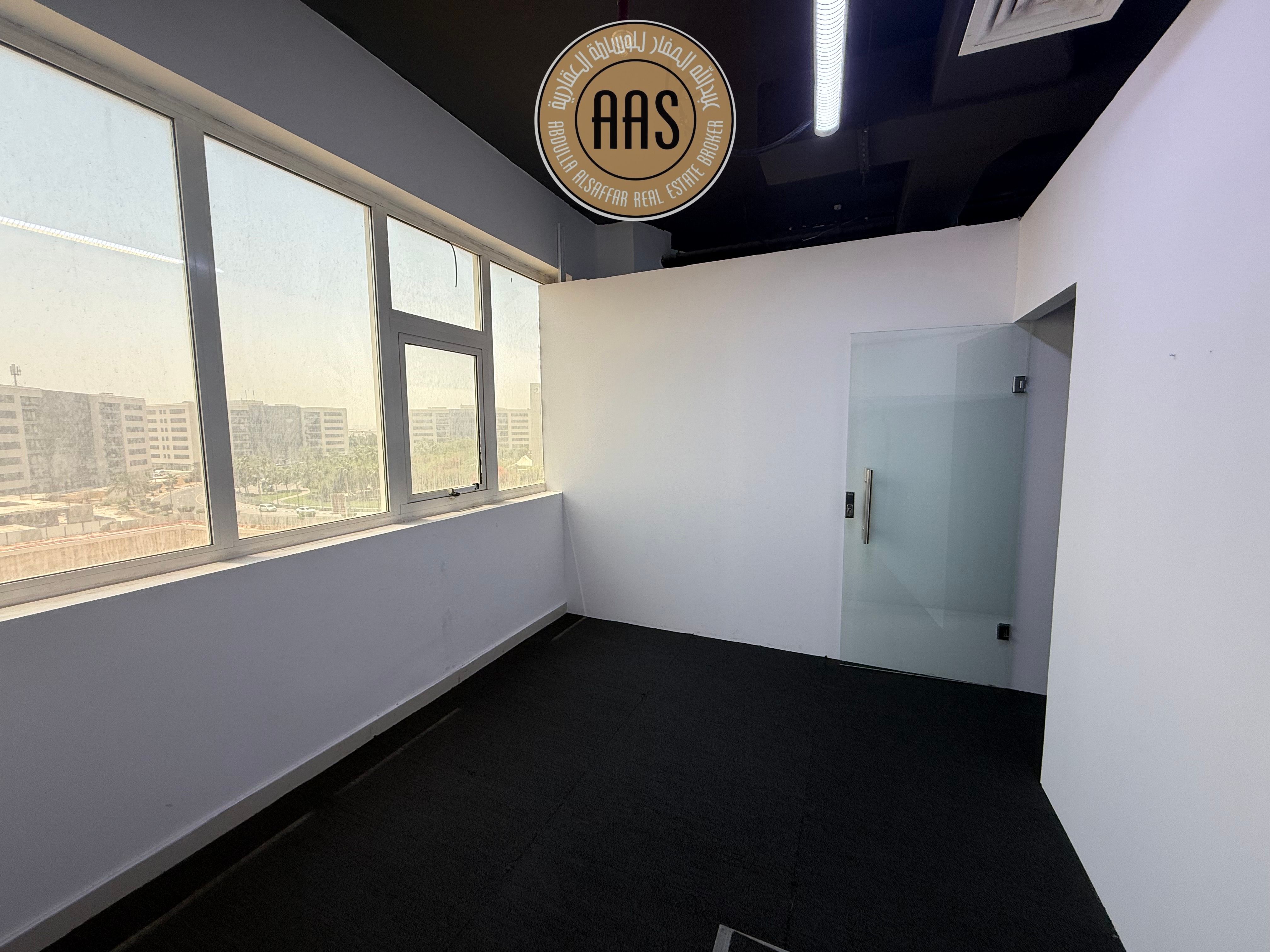 200 sqft size business center// Ready to move business center
