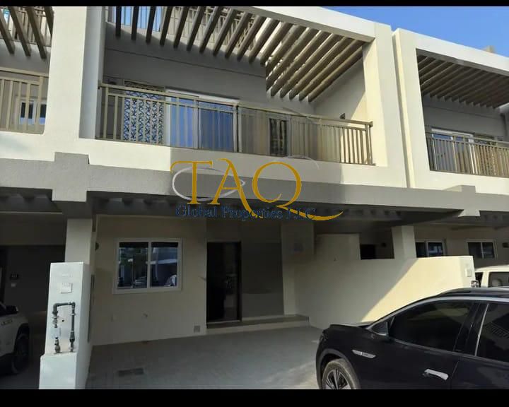 BRAND NEW 3 BEDROOM | SPACIOUS & ELEGANT | GATED COMMUNITY | 3 CHEQUES |