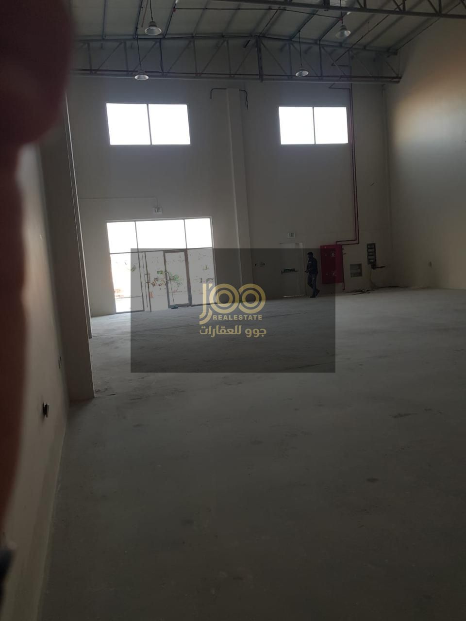 Electricity 165/3 adjacent warehouses, practical space serving all activities