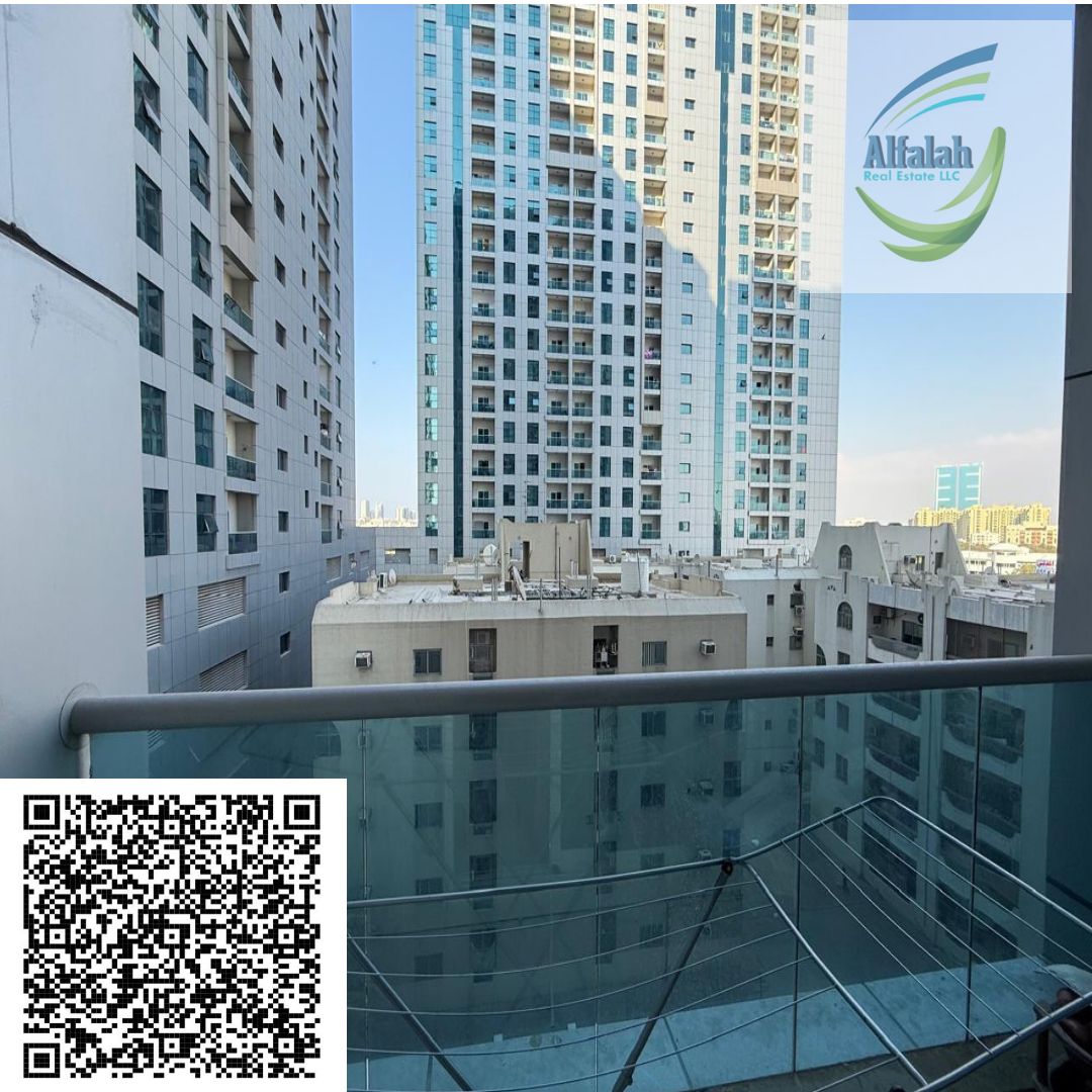 City Tower A1 BLOCK One Bedroom Available For Sale Open View Open Kitchen With Parking