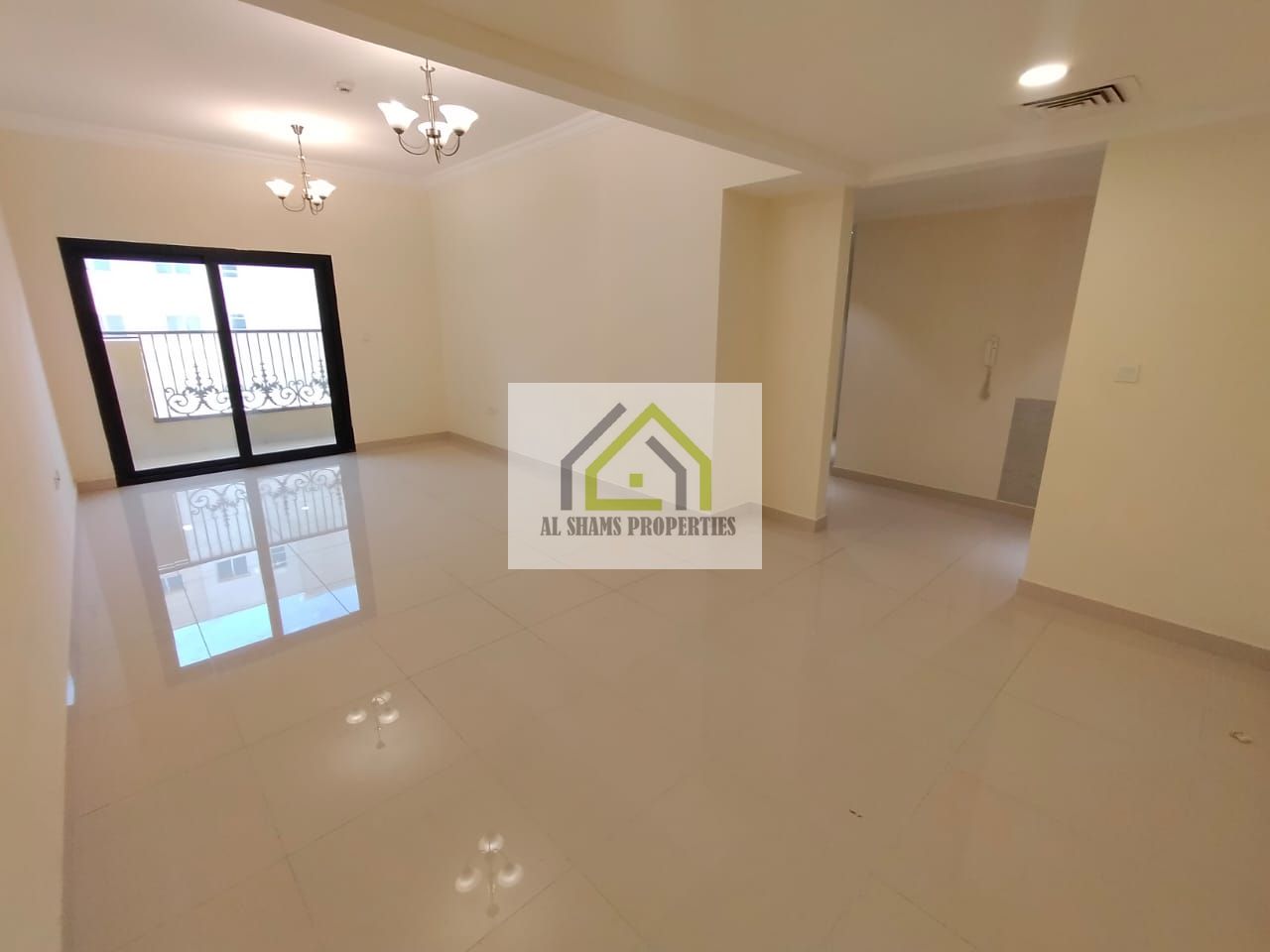 Specious 1BR|Balcony Free parking|Wardrobe|Near park