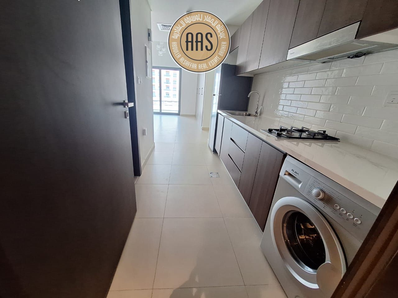 Luxurious Huge Studio Flat Available With Kitchen Appliances