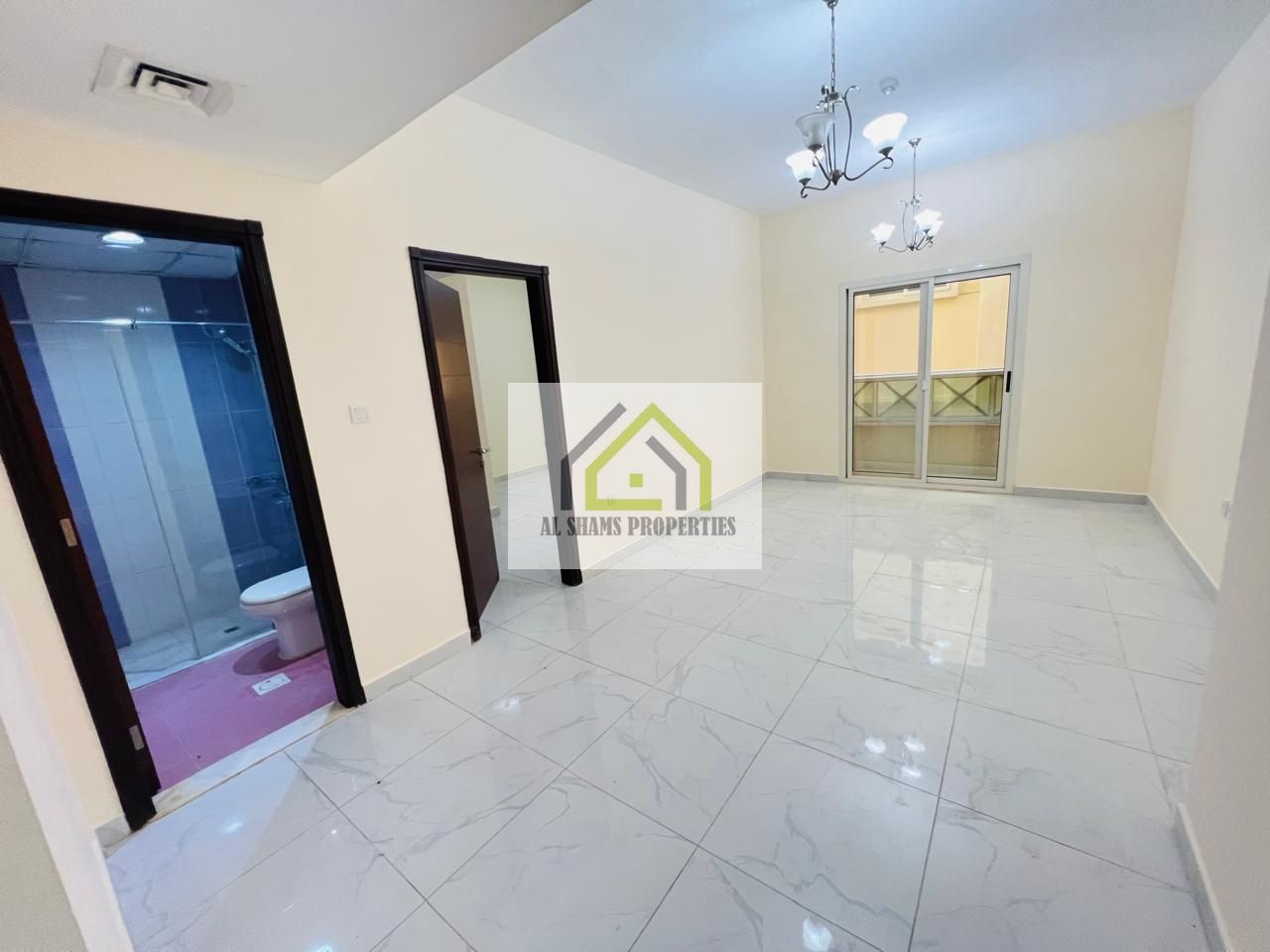 Lavish 1BR|Balcony|Free parking|Wardrobe|Near park