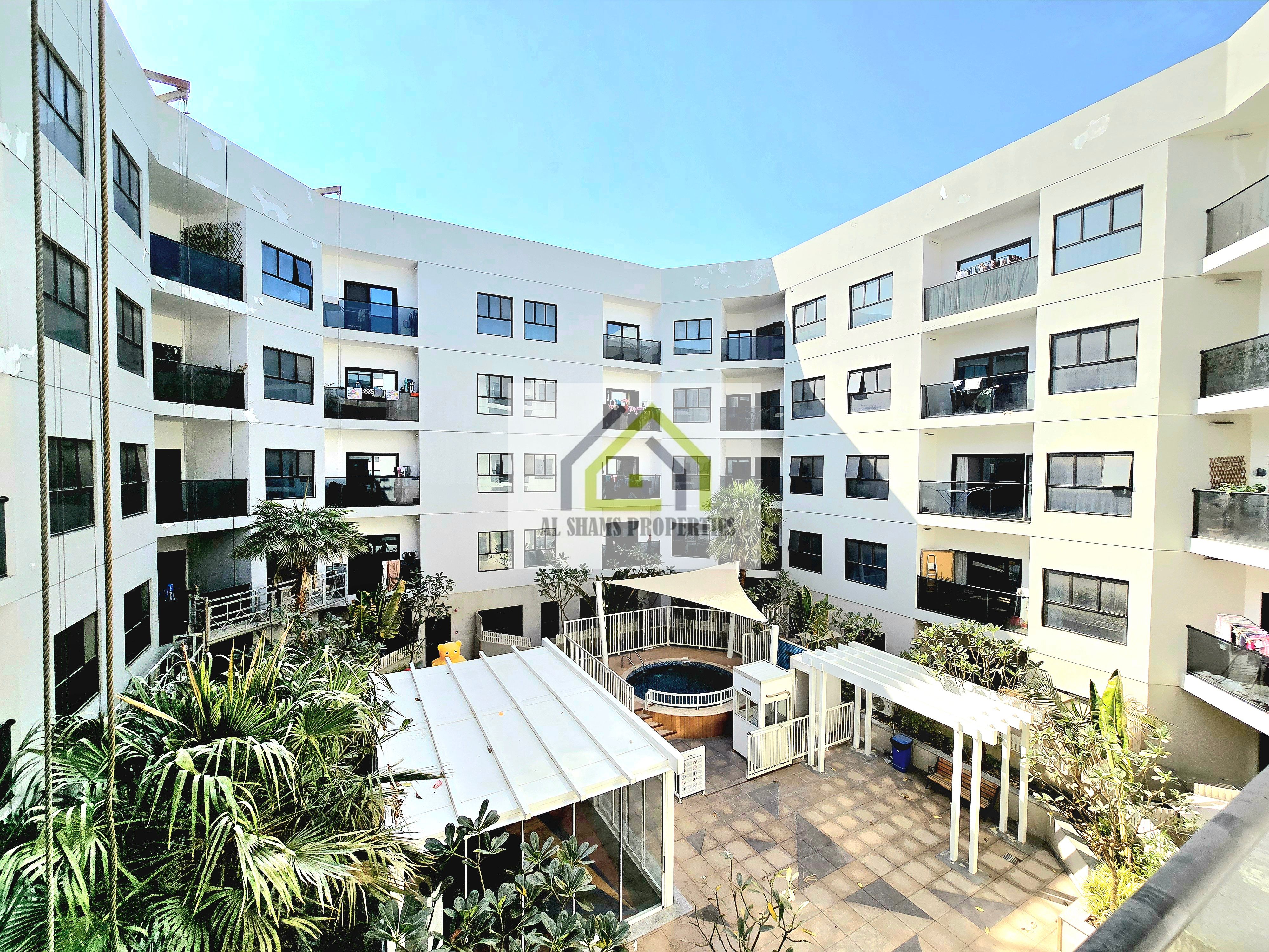 All Amenities ! Luxury 2bhk with Loundry Room ! Free Parking