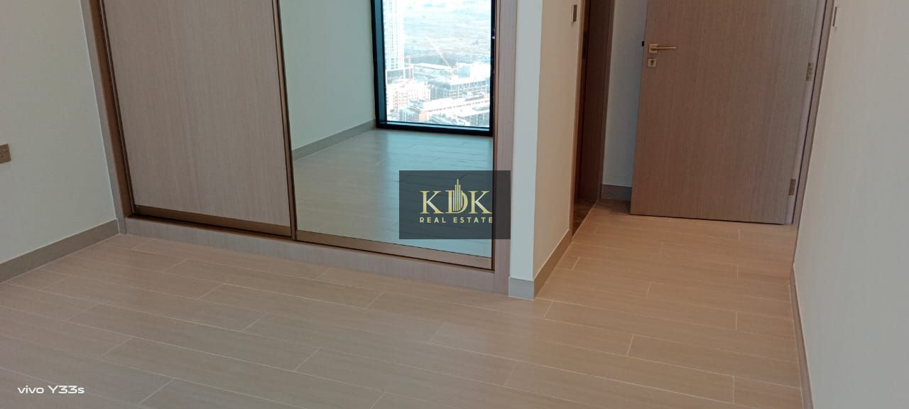 Skyline & BurjView | Ultra luxury | Highest Floor