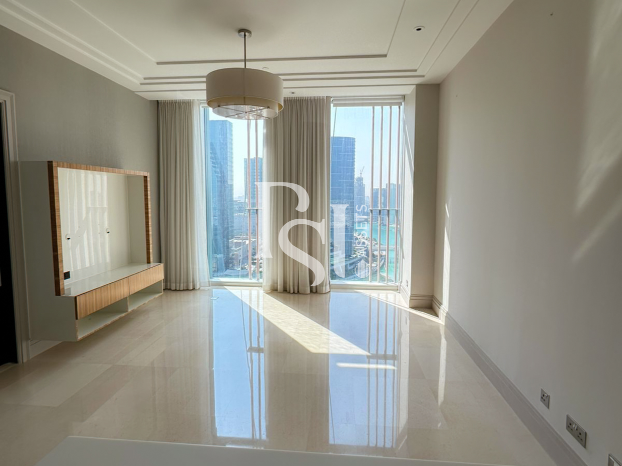 Luxurious Living | Canal View | Prime Location
