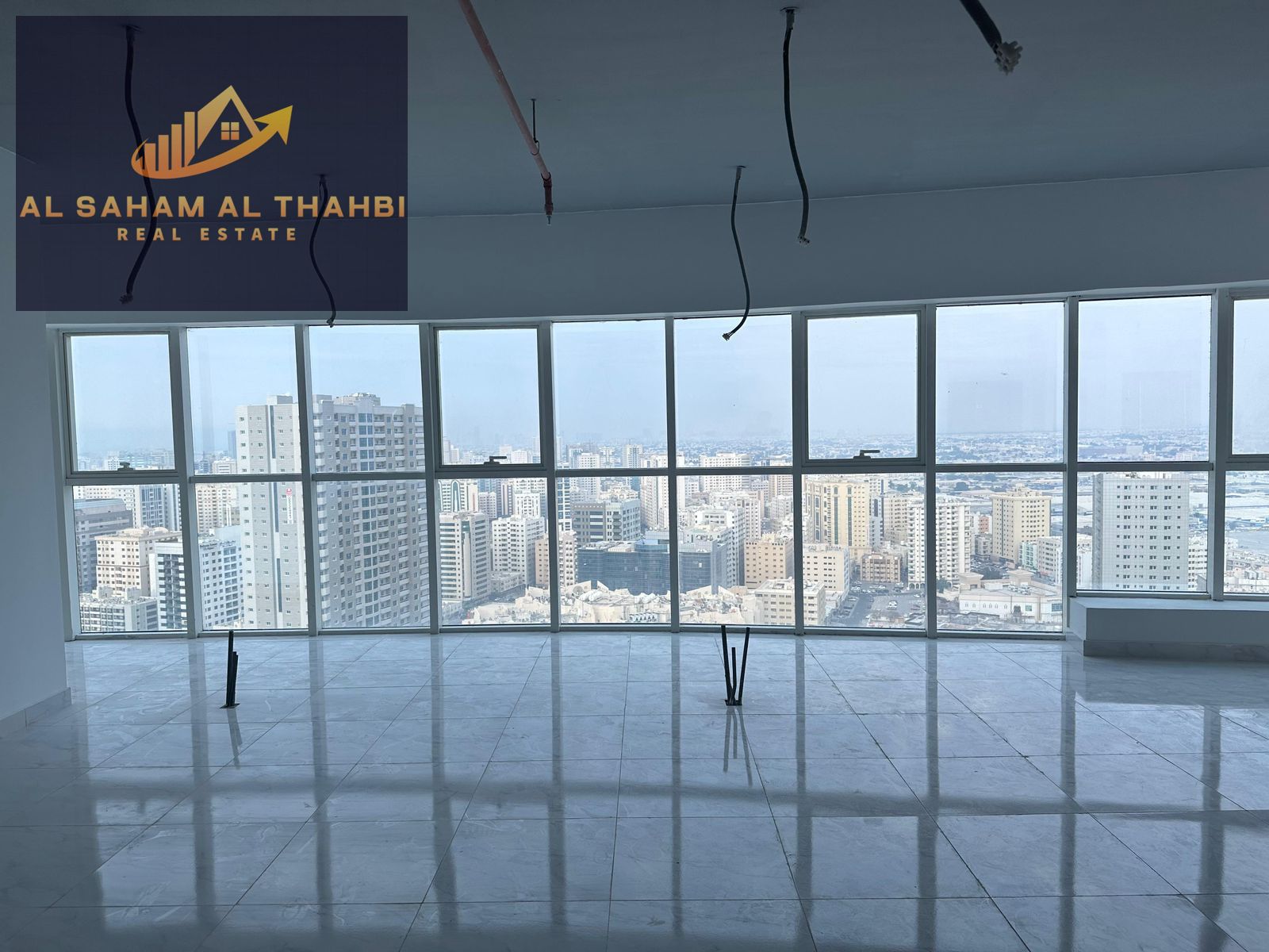 Office for Rent in Al Majaz 2 –1 Parking + City View