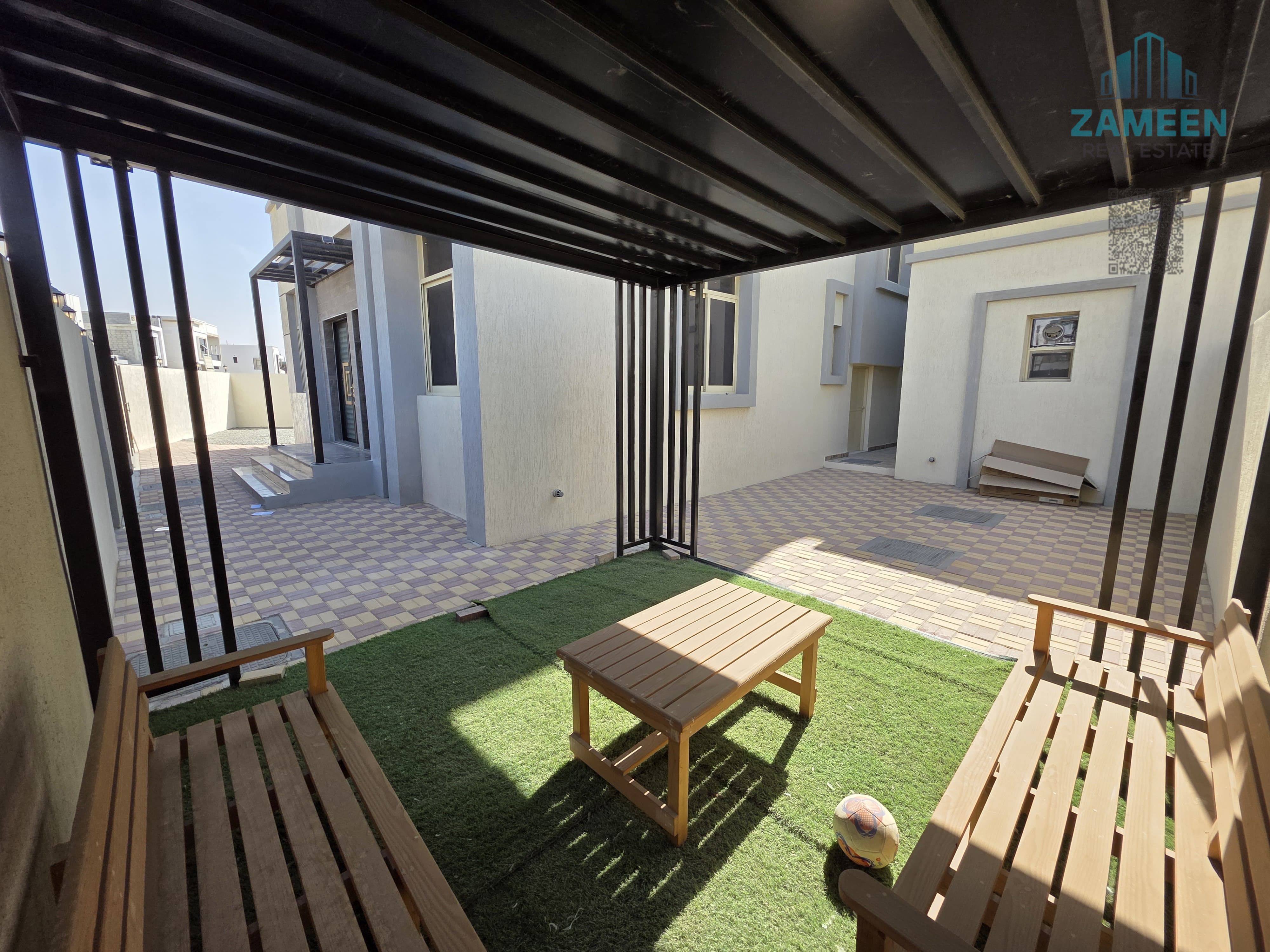 Luxury 6-Bedroom Villa in Al Zahya - Prime Location This is an excellent description based on the high-end property features and competitive prici