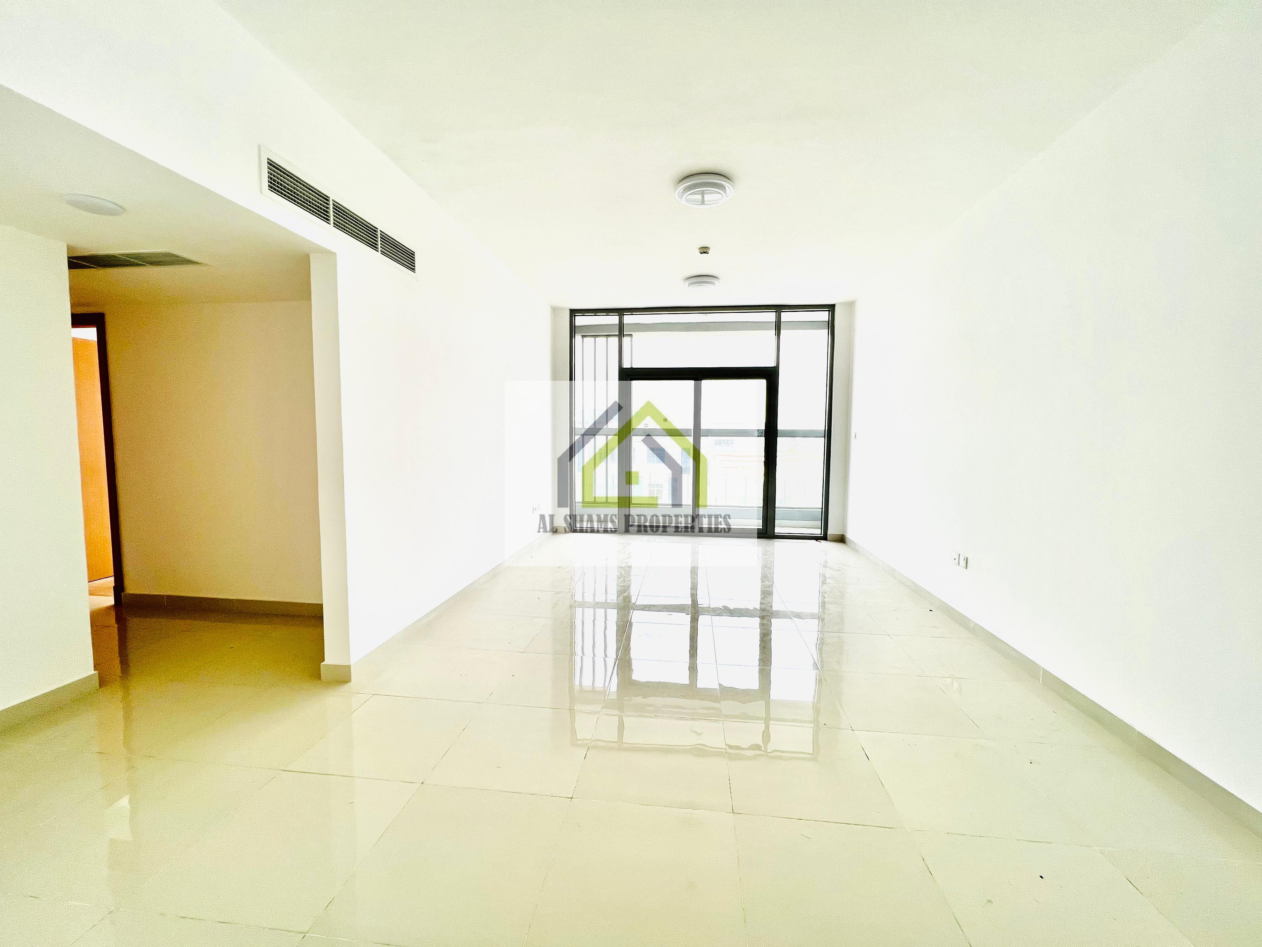 Like New luxury 2BR|Free parking|Balcony|Wardrobes|Near sachools