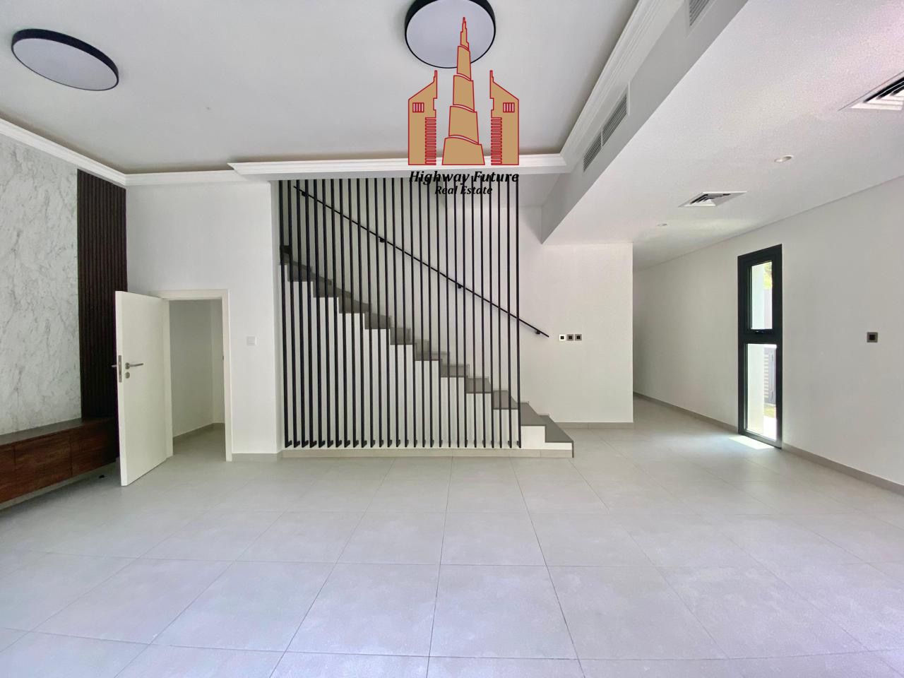3 bhk with biggest balcony amazing view maid room