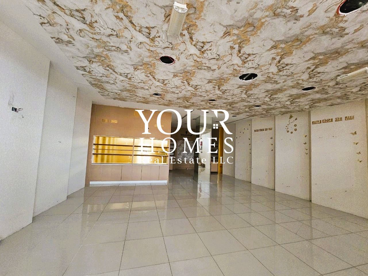 Elegant Retail Opportunity | Sheikh Zayed | Excellent Foot Traffic