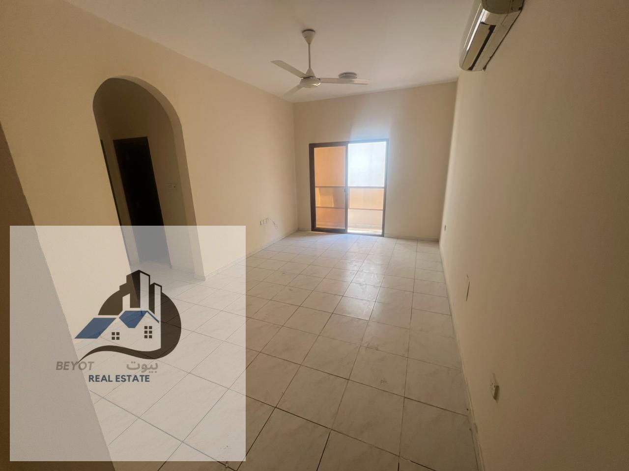 --- For Rent in Ajman – Al Jurf 2 Unit Details: 2 Bedrooms + Spacious Living Room 2 Bathrooms Balcony with a pleasant view Facilities & Feature