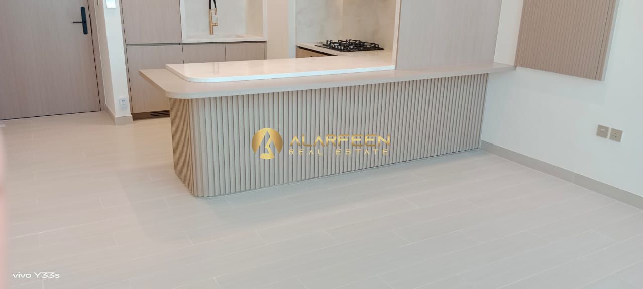 Skyline & BurjView | Ultra luxury | Highest Floor