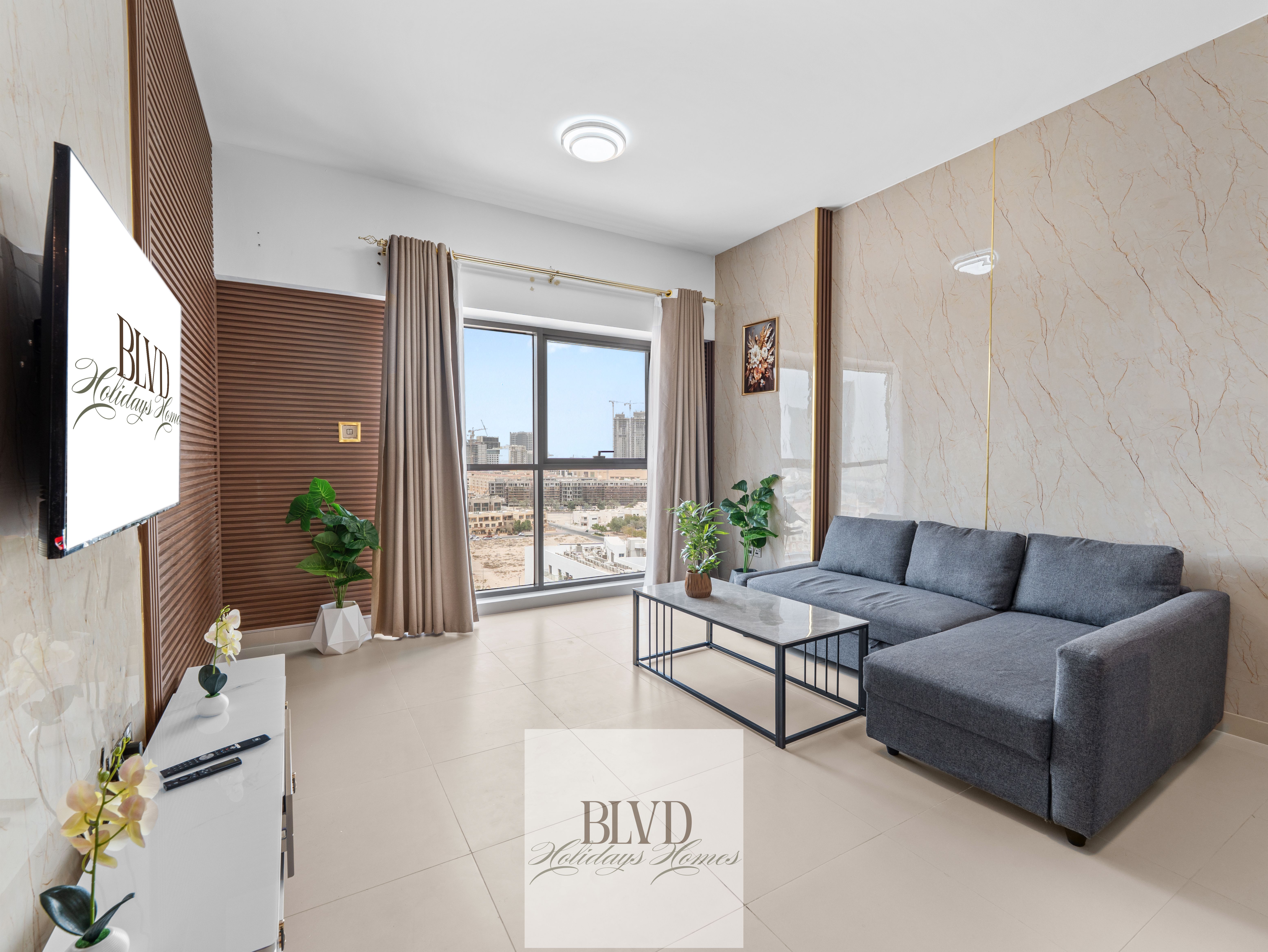 BLVD | Scenic View Stay with Pool & Gym Access