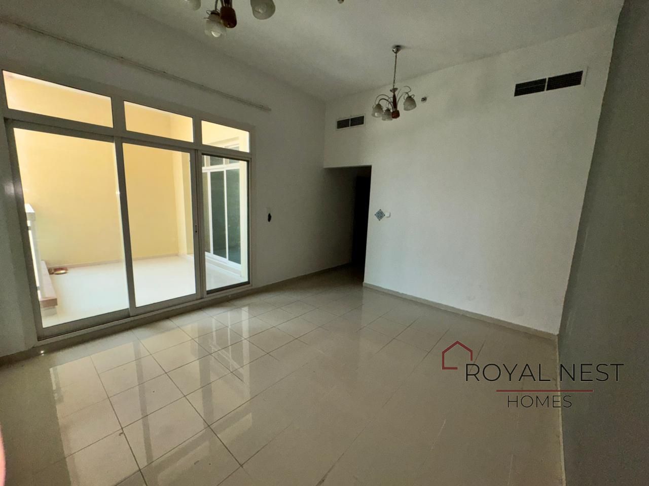 Vacant Unit | Well maintain | Prime Location