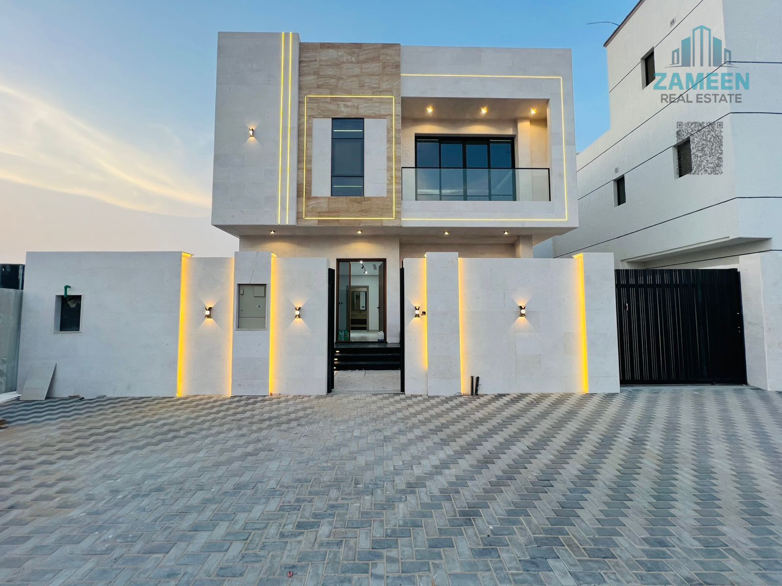 Exclusive Offer: 3 Luxury Villas for Sale in Ajman - Invest and Live Smart Own a fully integrated residential complex of 3 villas with a modern de