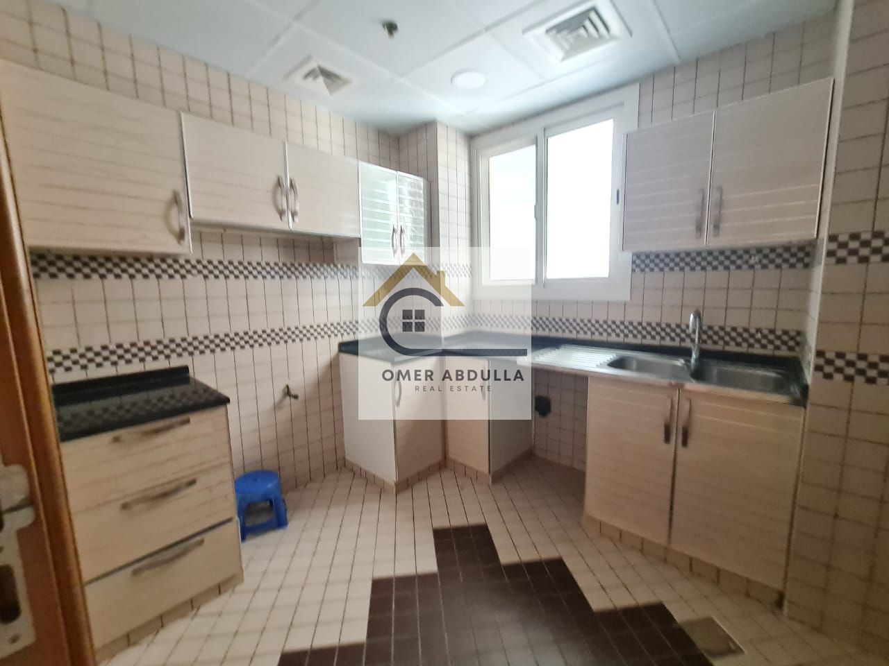 1BAD HALL WITH CENTRAL AC 2 WASROOM WITH SMALL BOLCONY IN MUWALIEH