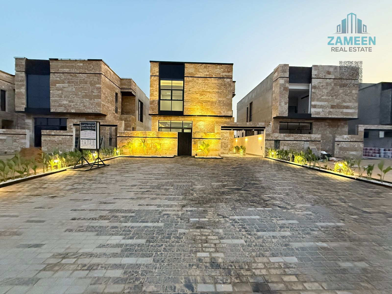 Luxury Villa for Sale in Al Zahia Circle (Ajman) - Stone Facade and Smart Systems Own your dream villa in the exclusive Al Zahia Circle project, w